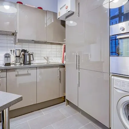 Le Collectionneur - Aux Invalides - 256c Apartment *