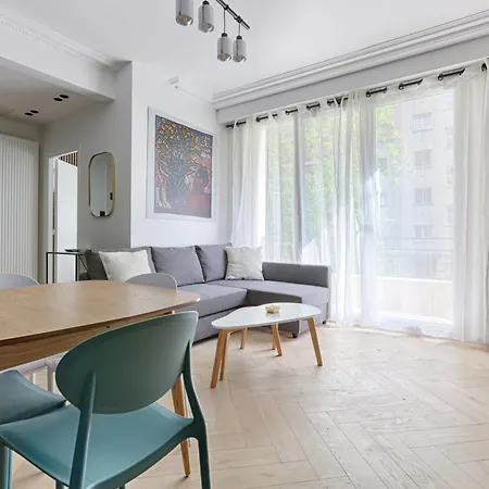 Luxury Trocadero 2br Apartment Paris