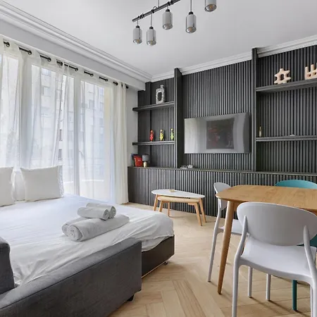 Luxury Trocadero 2br Apartment Paris