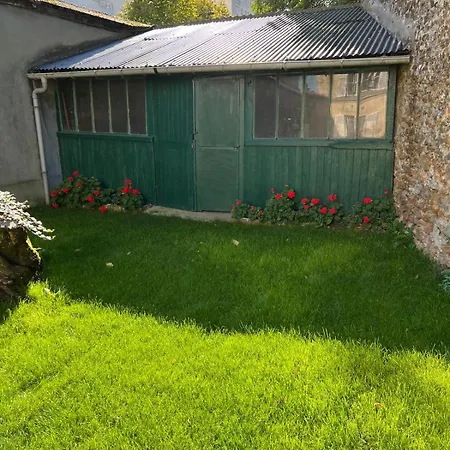 Apartment Maison Cosy Centre Avec Jardin Paris