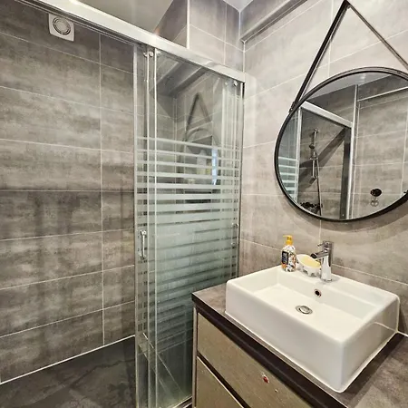 Apartment Lumieuse Charme A 15