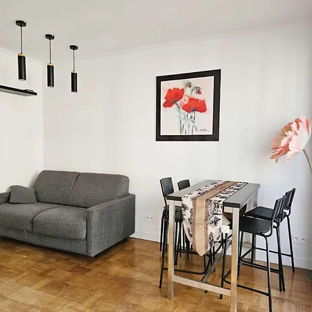 Lumieuse Charme A 15 Apartment