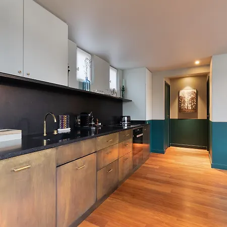Oniri - In Montmartre - Robert Planquette Apartment Paris
