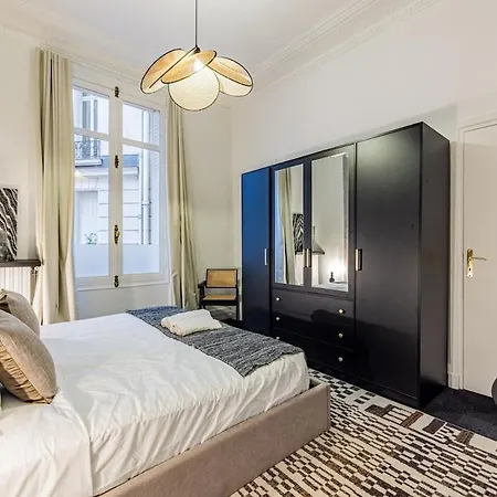 Amazing 4bedrooms Champs Elysees Ac Париж