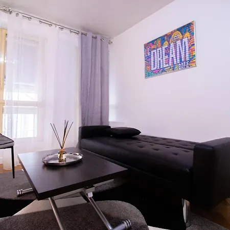 Elegante Evasion Dans Le Vibrant 11e Arrondissement - Longue Duree * Paris