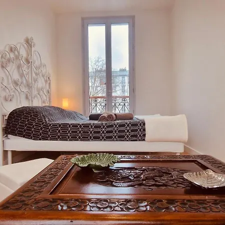 Des Tulipes In Appartement *