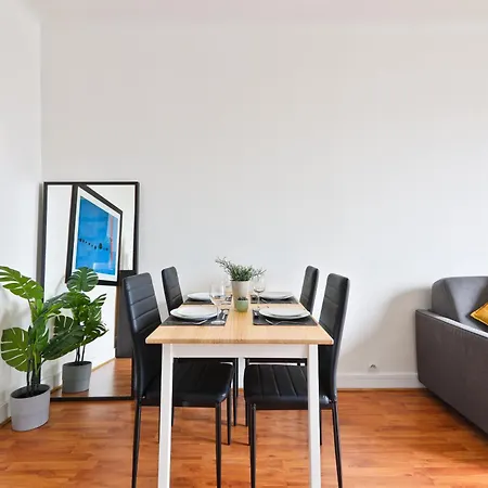 Elegant Quartier Les Marais Free Netflix