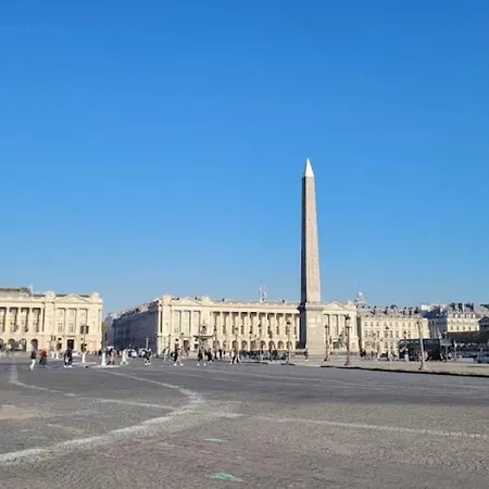Apartment Elysee Concorde 8e Paris