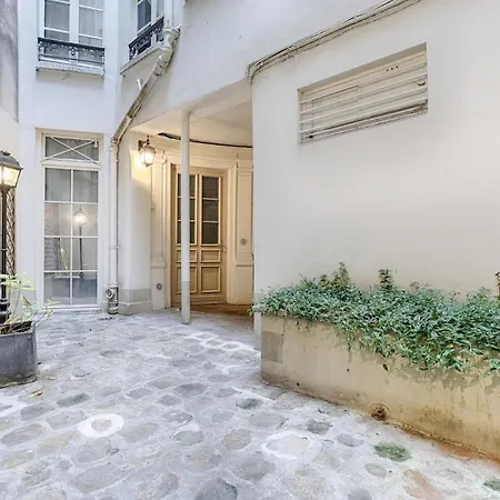 Duplex Atypique Au Coeur Du Sentier Apartment *