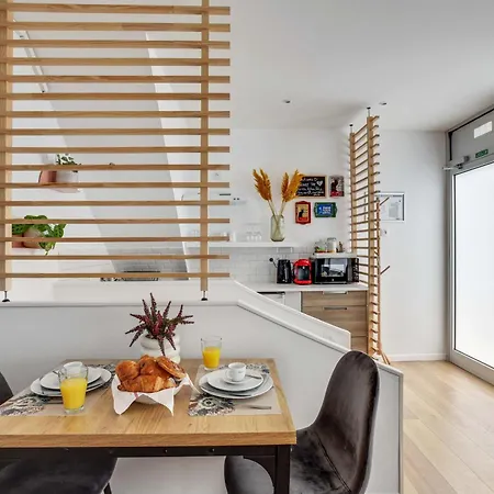 Elegantly Designed Duplex For Four *