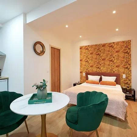 Moderne En 2eme Arrondissement Apartment Paris