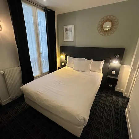Etoile Trocadero 3*