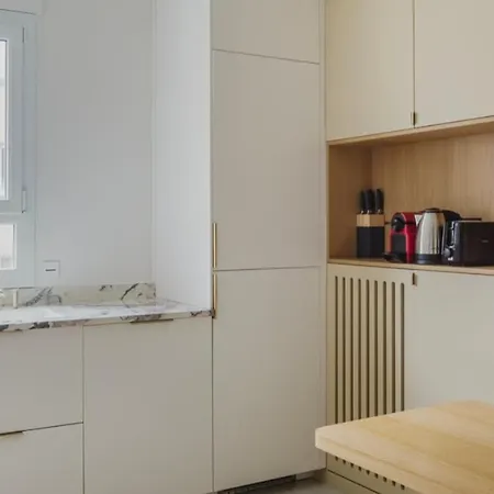 De Trois Apartment *