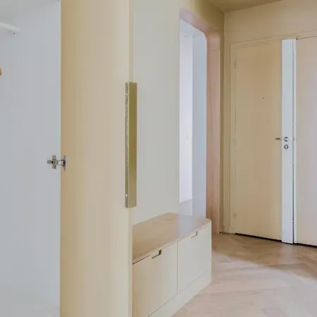 Apartment De Trois *
