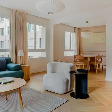 De Trois Apartment Paris