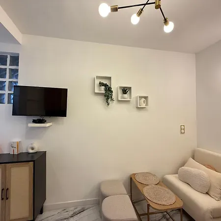 アパート Charming Getaway In Le Marais - Oberkampf Working & Living パリ
