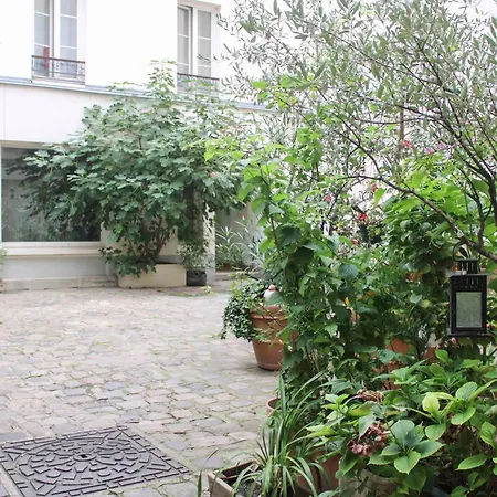 Apartman Charming In The Heart Of The 18th Párizs