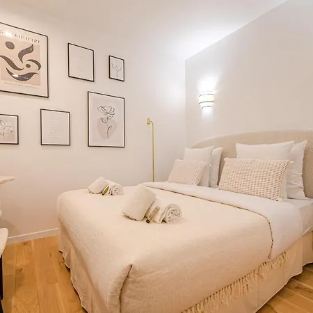 Charming In The Marais Apartment *