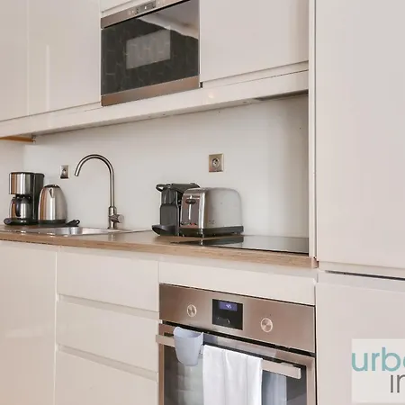 61- Big Luxury Parisian Flat 2dd Париж