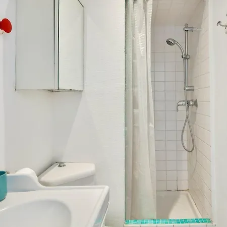 Near Pere Lachaise Cemetery Apartment Paris