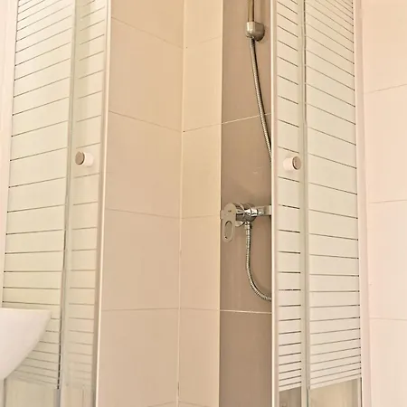 Cosy Et Lumineux Proche De Nation Voltaire 아파트