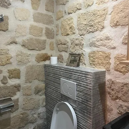 Hostel Fraternity-hotel Paris