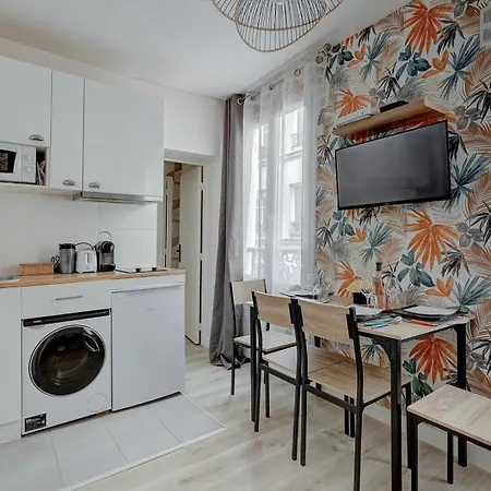 583 Folie Pigalle - Cozy Quartier Pigalle Apartment Paris