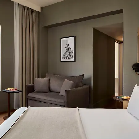 Beauchamps Hotel