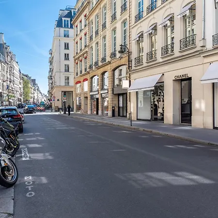 Apartman Lease Mobility L Champs-elysee & Eiffel View L Triplex 2br & Rooftop Párizs