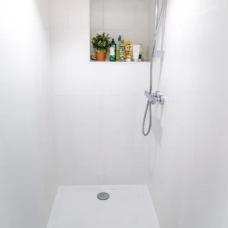 Loft Spirit, 15 Minutes Walk From Eiffel Tower * Parijs