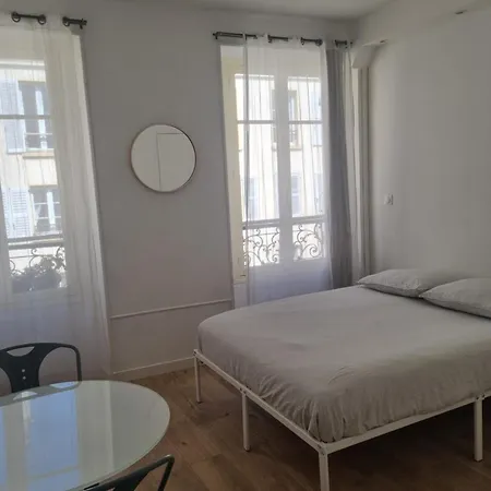 Bed & Breakfast Privee - Vue Tour Eiffel Paris