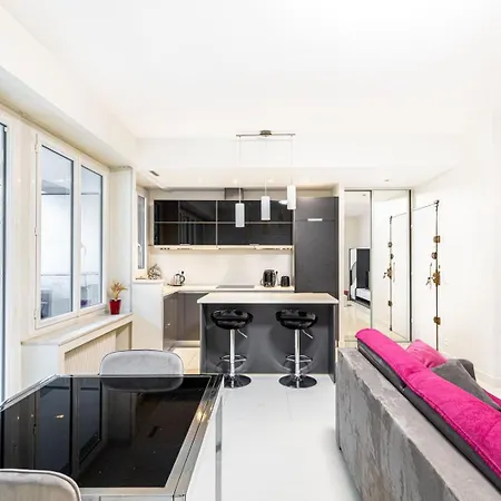 Guestready - Bright Charm With A Terrace Апартаменты *