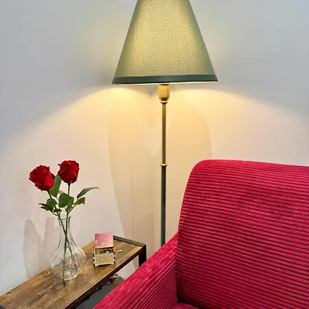 Apartment Amelie Poulain In Heart Of Montmartre Paris