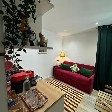 Apartment Amelie Poulain In Heart Of Montmartre