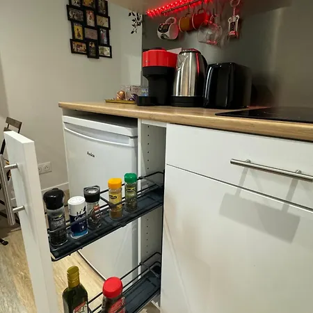 Apartment Amelie Poulain In Heart Of Montmartre