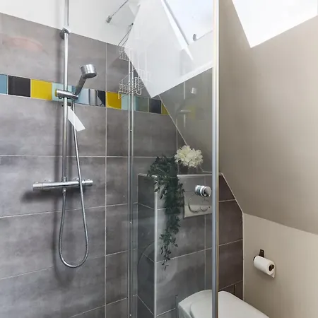 Bnbnova - Place Des Vosges - 1br With Balcony 파리