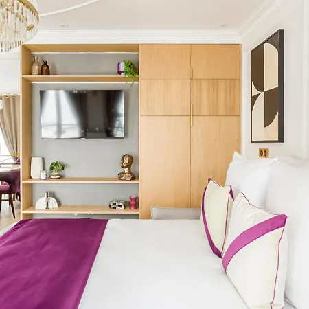 Merveil - Luxury - Champs Elysees -st George * Paris
