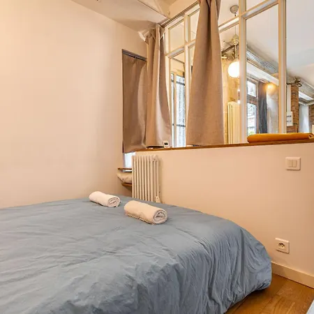 公寓 Guestready - Midcentury Maisonette In The 10th 巴黎