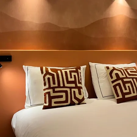Hotel Etoile Trocadero Parigi