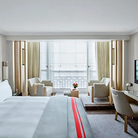 Hotel Plaza Athénée - Dorchester Collection