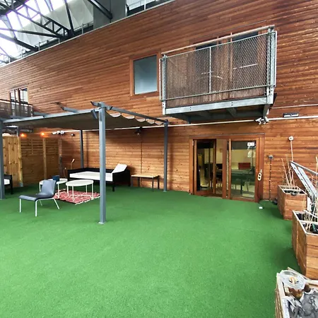 Hostel Hi Yves Robert Paris