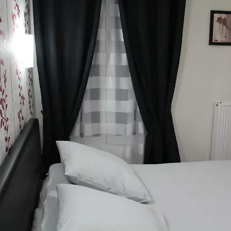 Bel Air 3* Paris