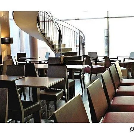 Appart'city Collection Grande Bibliotheque 4*