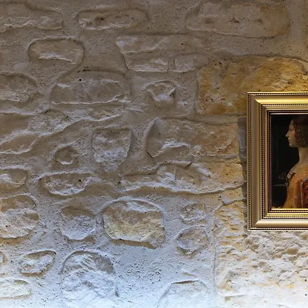 Otel Le Clos De Notre Dame 3*
