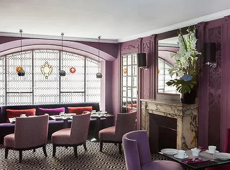 Royal Mansart 2* Paris