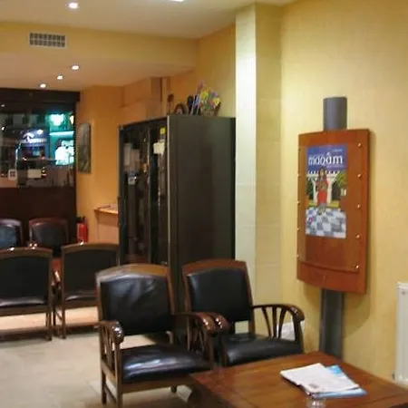 Hotel Royal Mansart 2*