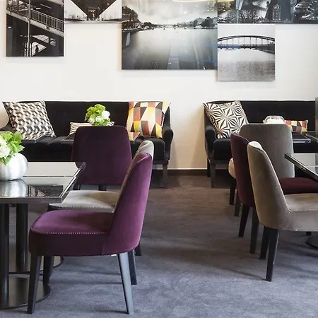 Отель Ac Porte Maillot By Marriott 4*