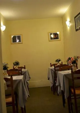 Montpellier 2* Parigi