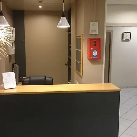 Acacia Hotel