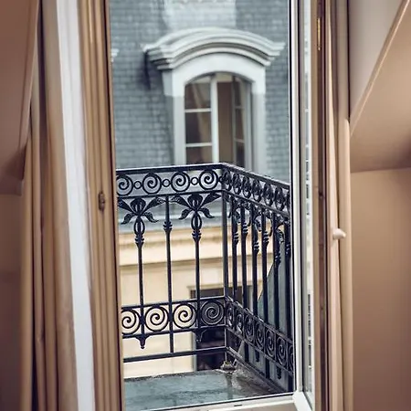 Отель Timhotel Palais Royal Париж